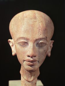Busto de retrato de uma filha do rei Akhenaton (1353-1337 aC) c.1375 aC (ver também 160148)