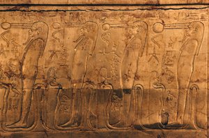 Relevo sobre caixão de madeira dourada, Tesouro de Tutankhamon de Egyptian 18th Dynasty