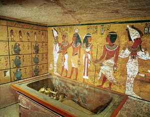 A câmara funerária no túmulo de Tutankhamon, novo reino