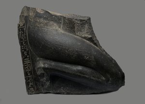 Estátua ajoelhada de Khaemwaset, 1281-1277 aC