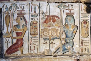 Cena de oferenda, relevo, Templo de Ramsés II, Abydos, Egipto, civilização egípcia, Novo Reino, Dinastia XIX (foto) de Egyptian 19th Dynasty