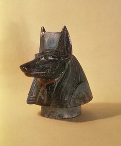 Rolha de um frasco de cânamo em forma de cabeça de Duamutef, New Kingdom (cerâmica)