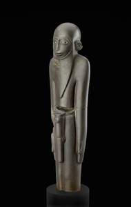 Estátua, de, um, homem barbudo, desgastar, um, boné, e, um, cinto, com, penis, bainha, atribuído, para, Protodynastic, período, (c.2900-2650, BC), (basalt)