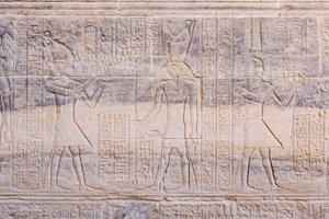 Socorros no templo de Filae, Assuão, Egipto