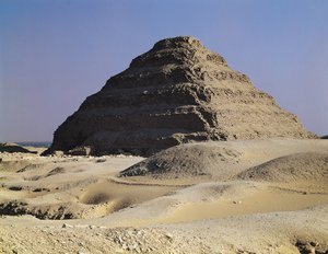 Pirâmide de degraus do rei Djoser (c.2667-2648 aC) Old Kingdom