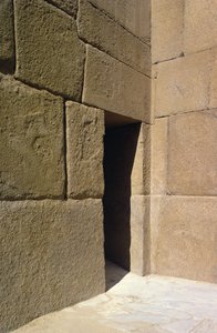 Parede de granito do Vale do Templo de Khafre, Old Kingdom