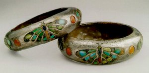Rainha Hetep-heres é pulseiras (prata, turquesa, lapis-lazuli, cornalina)