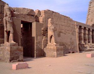 Antiquidade egípcia: vista do templo de Karnak. Egito de Egyptian Egyptian