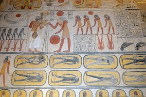 Túmulo de Ramsés IX, Luxor de Egyptian Egyptian