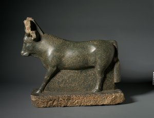 Apis Bull, 400-100 AC (serpentinito) de Egyptian Ptolemaic Period