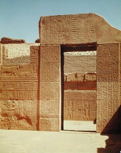 Porta de entrada para o terceiro corredor hipostilo de Egyptian Ptolemaic Period