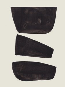 Formas minimalistas sobrepostas de Ejaaz Haniff
