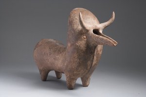 Amlash rhyton sob a forma de um touro zebu (terracota)