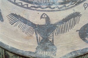 Ave de rapina de asas abertas, da face superior de um grande navio, Fasa ware, c.2000 aC (argila pintada) (detalhe) (ver também 179137)