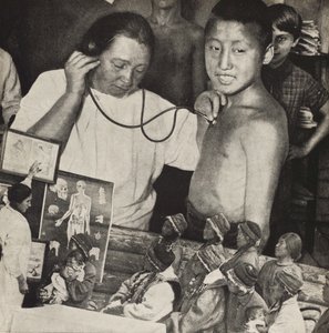 Medicina na URSS. Ilustração da URSS Builds Socialism, 1933. de Eliezer Markowich Lissitzky