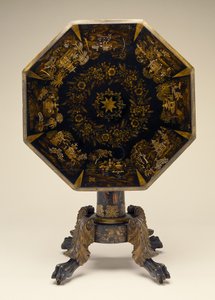 Mesa com tampo inclinado de Eliza Anthony