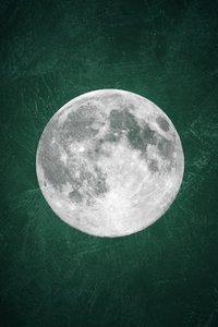 Lua Verde Mística de Ema Paraschiv
