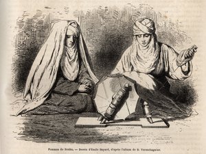 Femmes de Boukhara (Uzbequistão), trabalhando em seu trabalho de fiação, gravando depois de um desenho de Emile Bayard, para ilustrar a viagem de Basile Vereschaguine à Ásia Central em 1867-1868, publicado em "Le tour du monde" 1873, editado por Edouard Ch de Emile Antoine Bayard