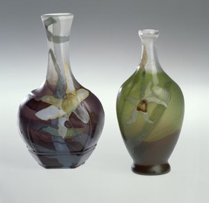 Marchetaria em vidro e vaso gravado C. 1900