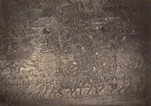 Baixo-relevo na Grande Galeria do Pagode, 1866. de Emile Gsell