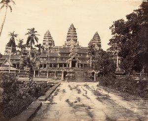 Fachada oeste do Grande Pagode, 1866. de Emile Gsell