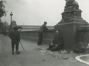 Um artista de pavimento no aterro de English Photographer