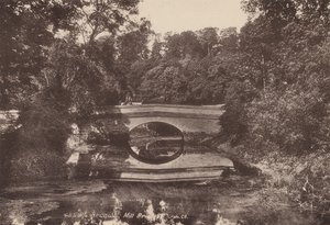 Arundel: Ponte do moinho (foto a p/b) de English Photographer