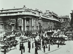 Banco da Inglaterra, Threadneedle Street, Cidade de Londres, 1890 de English Photographer