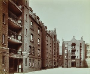 Borough Road Estate: condomínios residenciais, Londres de English Photographer