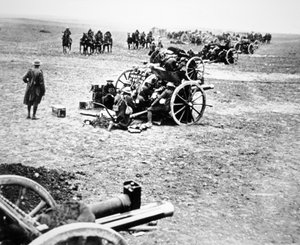 Armas de campo britânicas de 18 libras em acção na Frente Ocidental de English Photographer