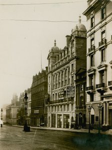 Carlton House, construída no local da Capela St Philips, Regent Street, Londres, em 1904 de English Photographer