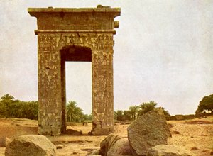 Portal de Ptolomeu II em Karnak. de English Photographer