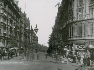 Vista geral da Northumberland Avenue de English Photographer