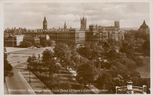 Construções do governo tomadas da coluna do duque de Yorks, Londres de English Photographer