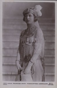 HRH Princesa Maria, Viscondessa Lascelles (foto a p/b) de English Photographer