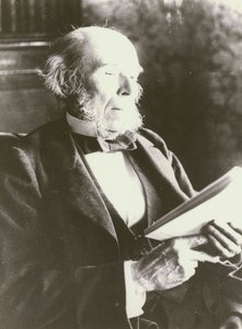 Herbert Spencer, retrato, leitura (foto a p/b) de English Photographer