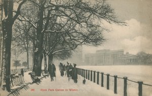 Hyde Park Corner no inverno, Londres de English Photographer