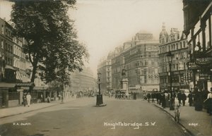 Knightsbridge, em Londres de English Photographer