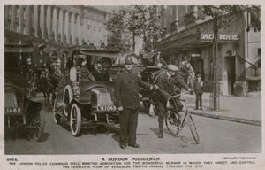 Policial de Londres. Cartão enviado em 4 de julho de 1913. de English Photographer