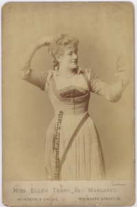 Miss Ellen Terry como Margaret (fotografia a preto e branco) de English Photographer