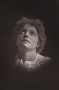 Senhorita Olga Brandon de English Photographer
