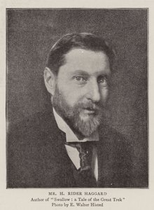 Sr. H Rider Haggard, os autores da nossa nova série de English Photographer