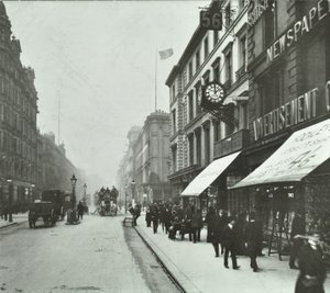 Nova Oxford Street: olhando para o oeste por Bloomsbury Way, 1890 de English Photographer