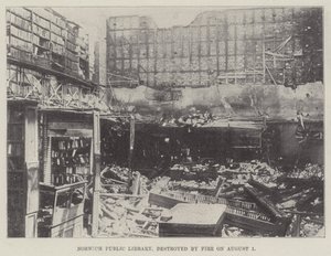 Biblioteca Pública de Norwich, destruída pelo incêndio em 1º de agosto de English Photographer
