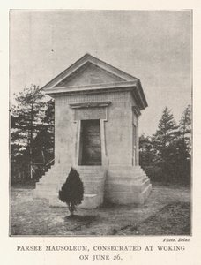 Parsee Mausoleum, consagrada em Woking em 26 de junho de English Photographer