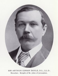 Homens proeminentes de Londres: Sir Arthur Conan Doyle (foto a p/b) de English Photographer