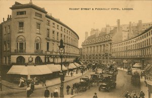 Regent Street e Piccadilly Hotel, Londres de English Photographer