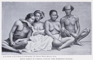 Família Real de Vahitai, Taouata, Ilhas Marquesas (foto a p/b) de English Photographer
