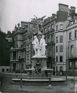 A, marrom, chafariz, pista parque, londres de English Photographer