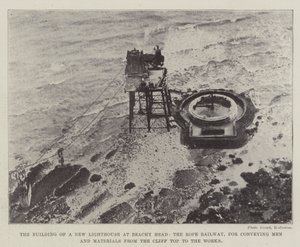 A construção de um novo farol em Beachy Head, a Rope Railway, para transportar homens e materiais do topo do penhasco para as obras de English Photographer